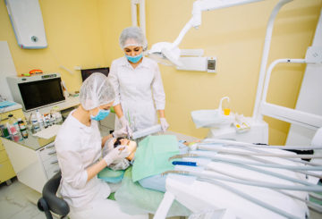 Терапевтическая стоматология: цены в Керчи