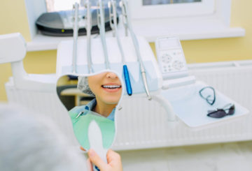 Протезирование зубов в Керчи в клинике ДентАли